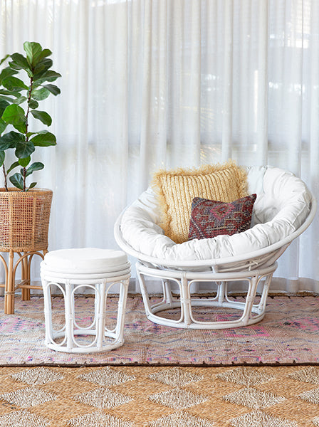 Papasan discount white chair