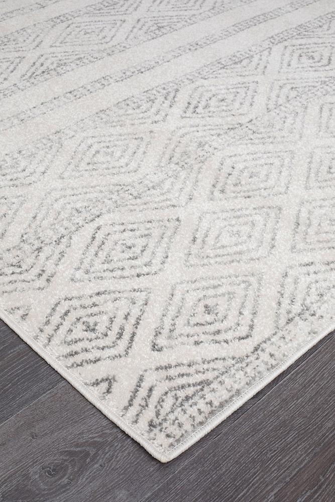 Oasis Salma White And Grey Tribal Rug